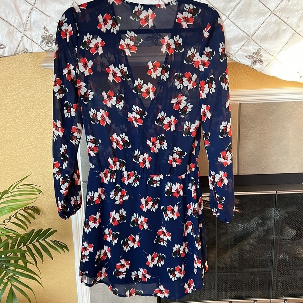 WAYF DRESS - Picture 3 of 8